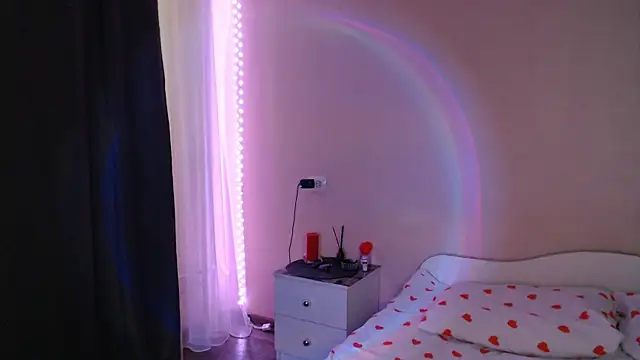 NaemiiBlush online show from 10/31/25, 08:22