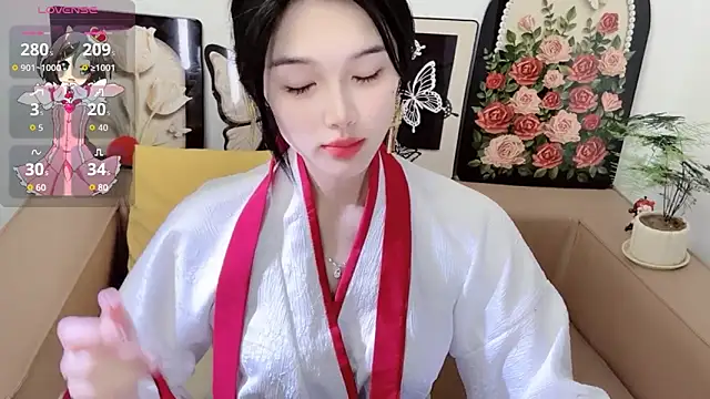 Snapshot of T-TeaR chatting on 05/21/26, 02:09 T-TeaR online show from 05/21/26, 02:09