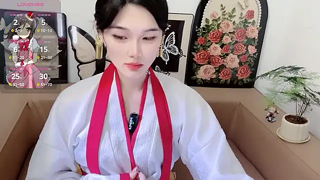 Snapshot of T-TeaR chatting on 05/24/26, 02:11 T-TeaR online show from 05/24/26, 02:11