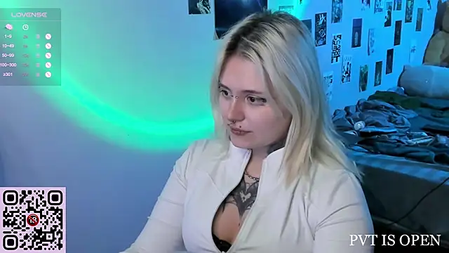 bixxxiz online show from 12/17/25, 02:00