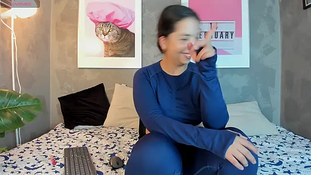 MiaNyxara dh online show from 11/20/25, 07:58