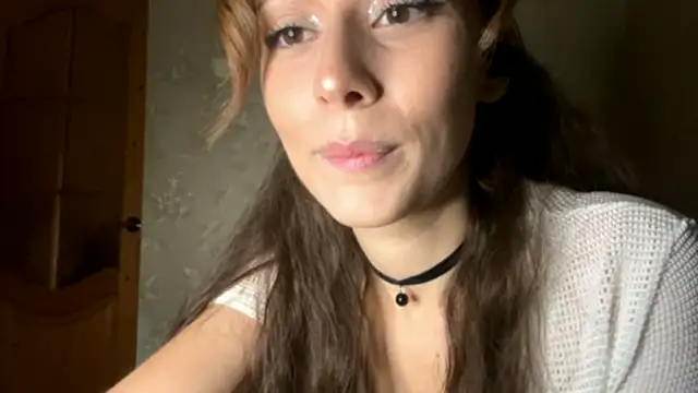 SophieDescoteaux online show from 10/08/25, 08:53