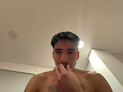 giooo5828 online show from 11/04/25, 11:41