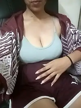 kudi sexy online show from 10/08/25, 02:51