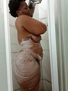 Bigboobsbooty online show from 02/01/26, 08:45