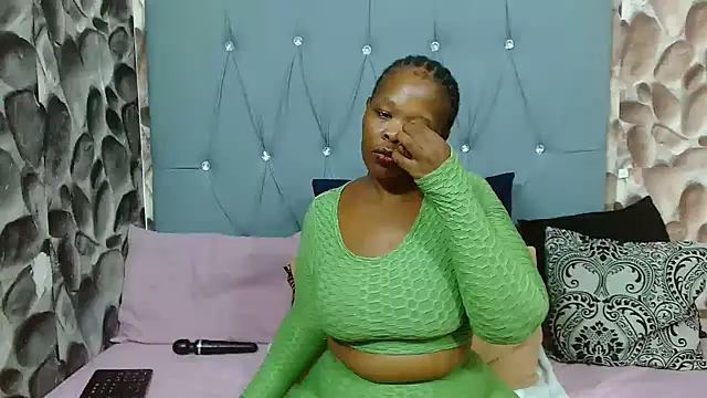 Bigboobsbooty online show from 03/12/26, 07:29