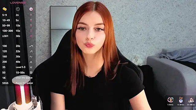 Snapshot of kitti_sweett chatting on 11/02/25, 02:44 kitti sweett online show from 11/02/25, 02:44