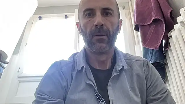 slave44nantes online show from 10/13/25, 12:51