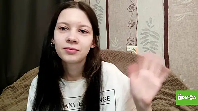 babylilcute online show from 10/07/25, 11:22