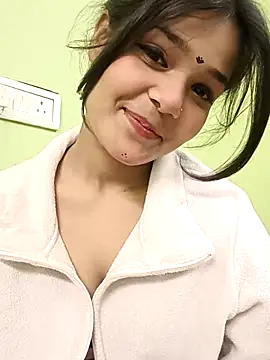 Beautiful Eye online show from 12/17/25, 01:05