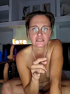 xcrazzycat online show from 11/26/25, 12:49