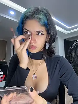 sukulaurens online show from 04/22/26, 12:17