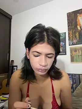 sukulaurens online show from 06/11/26, 04:31