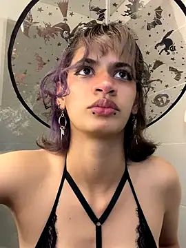 sukulaurens online show from 10/19/25, 04:48