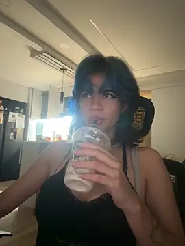sukulaurens online show from 05/10/26, 04:49