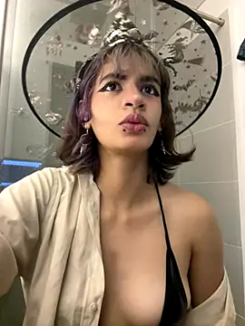 sukulaurens online show from 10/20/25, 04:58