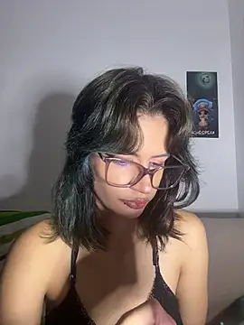 sukulaurens online show from 07/03/26, 02:40