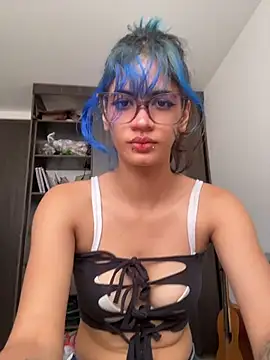 sukulaurens online show from 04/02/26, 03:51