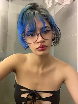 sukulaurens online show from 04/13/26, 08:02