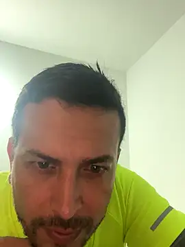 Snapshot of JX7NOVA chatting on 11/01/25, 01:23 JX7NOVA online show from 11/01/25, 01:23