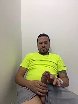 Snapshot of JX7NOVA chatting on 12/02/25, 11:28 JX7NOVA online show from 12/02/25, 11:28