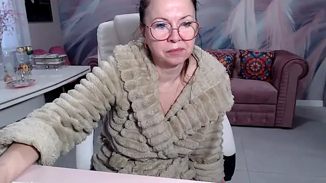 Arisa5000 online show from 10/29/25, 05:50