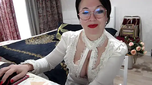 Arisa5000 online show from 05/05/26, 06:49