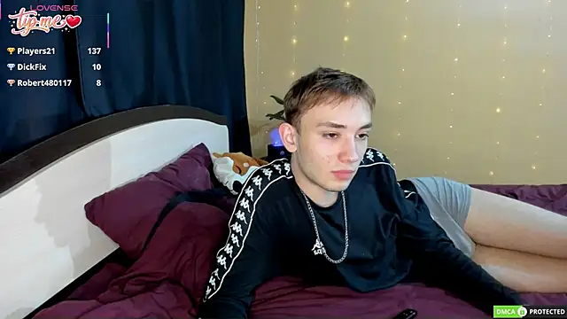 felixcurt69 online show from 04/24/26, 04:53