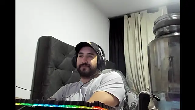 coolfriki online show from 03/21/26, 04:03