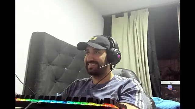 coolfriki online show from 05/02/26, 01:22