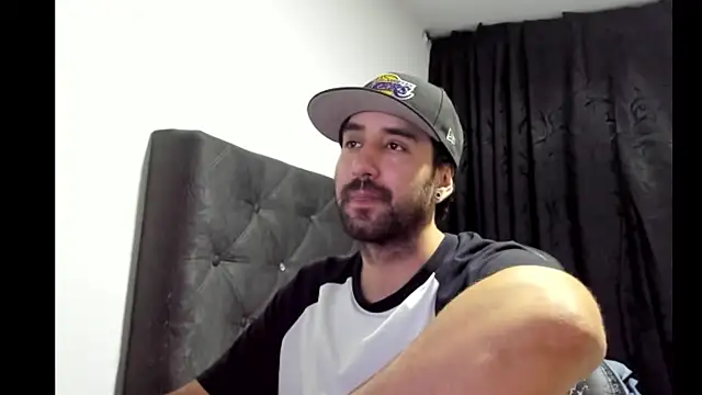 coolfriki online show from 10/29/25, 05:39