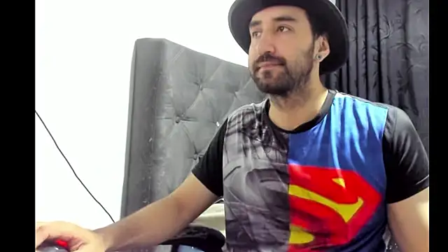 coolfriki online show from 11/01/25, 02:51