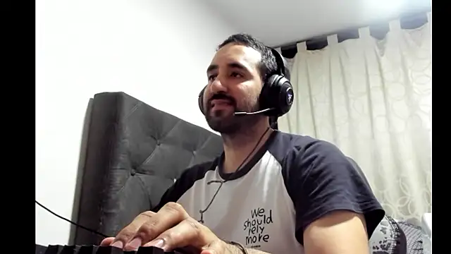 coolfriki online show from 03/10/26, 06:28