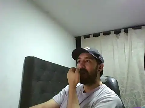 coolfriki online show from 06/23/26, 01:14