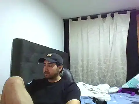 coolfriki online show from 06/25/26, 06:18