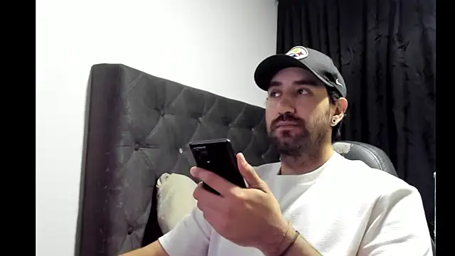 coolfriki online show from 11/27/25, 11:38