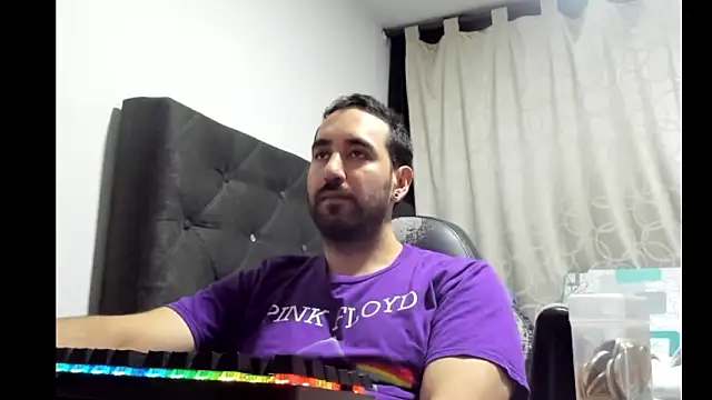 coolfriki online show from 03/11/26, 01:54