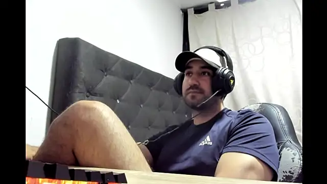 coolfriki online show from 04/04/26, 04:13