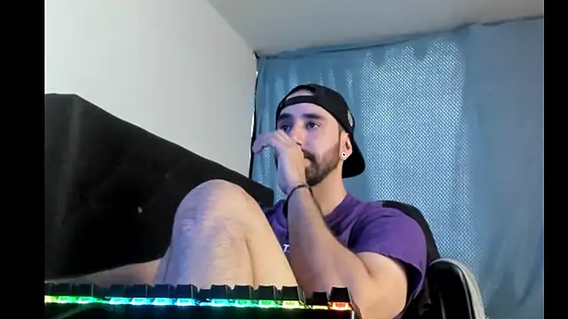 Snapshot of coolfriki chatting on 02/07/26, 05:21 coolfriki online show from 02/07/26, 05:21