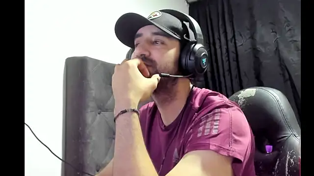 coolfriki online show from 10/30/25, 05:50