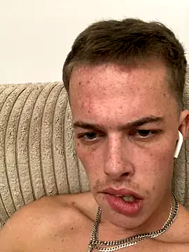 Bigflex1738 online show from 10/31/25, 06:48