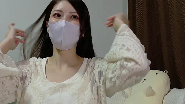 Snapshot of mio_k1 chatting on 10/24/25, 01:54 mio k1 online show from 10/24/25, 01:54