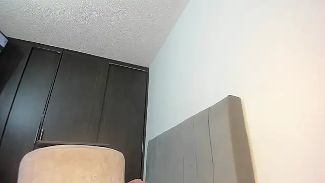 emy collyns online show from 02/17/26, 02:42