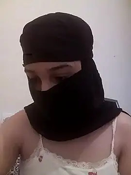 lina ae online show from 11/10/25, 10:53