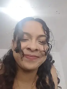  Bella Beth  online show from 11/29/25, 12:44