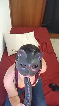 Snapshot of SweetyCatt1 chatting on 10/15/25, 12:20 SweetyCatt1 online show from 10/15/25, 12:20
