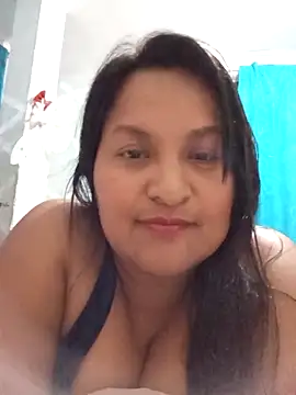 lucia00xx online show from 12/15/25, 01:22