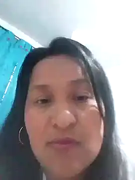 lucia00xx online show from 10/21/25, 09:41