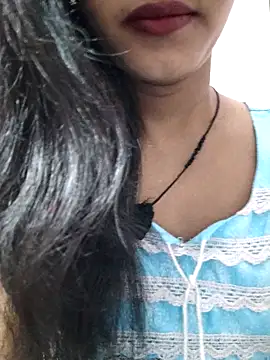 Snapshot of anjali2351 chatting on 04/07/26, 01:57 anjali2351 online show from 04/07/26, 01:57