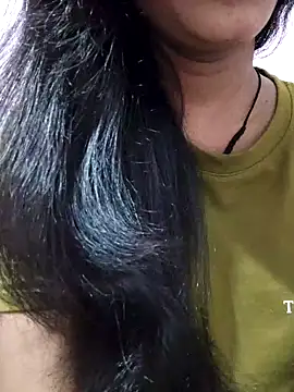 Snapshot of anjali2351 chatting on 04/09/26, 03:29 anjali2351 online show from 04/09/26, 03:29